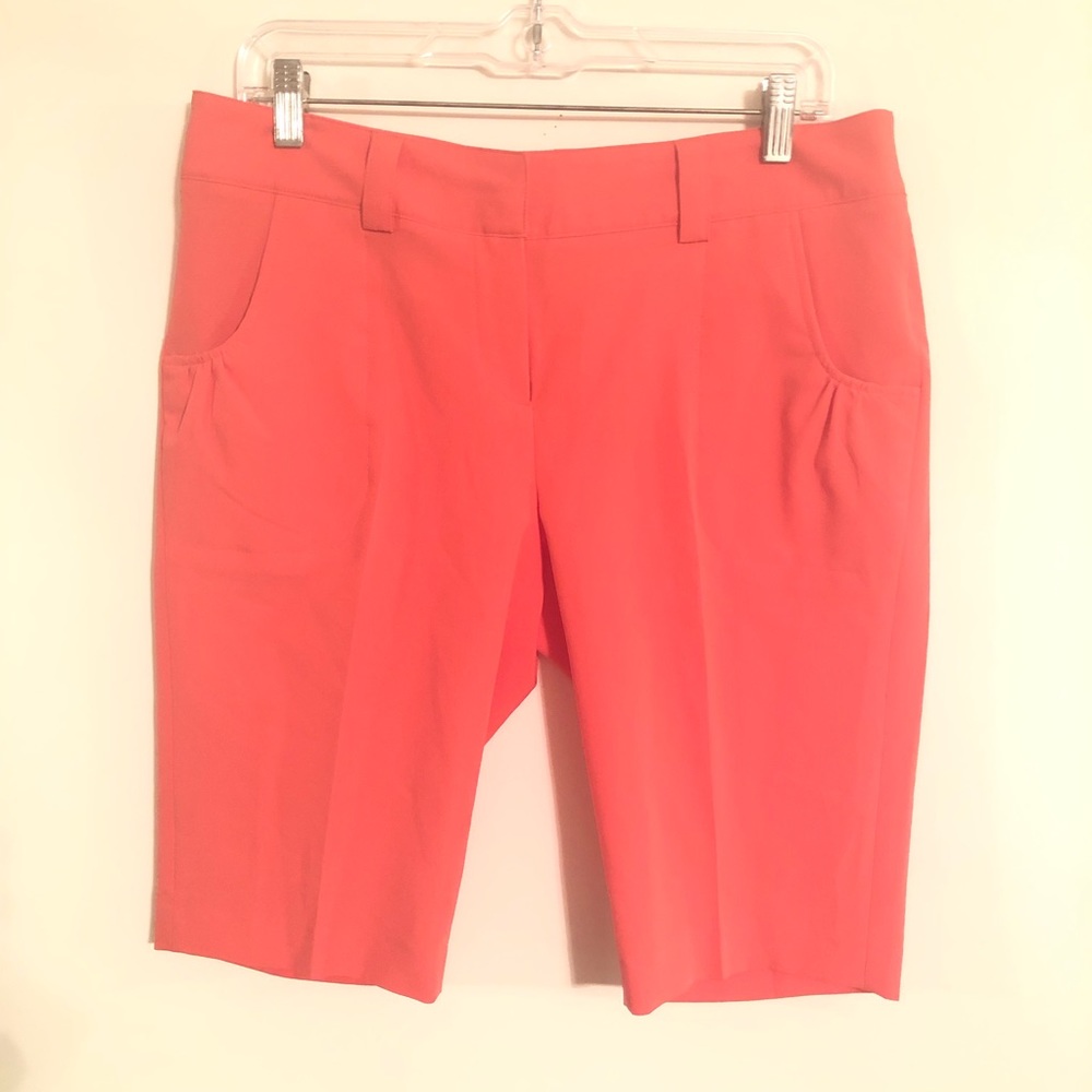 Sport Haley Golf Shorts Size 8 Peach